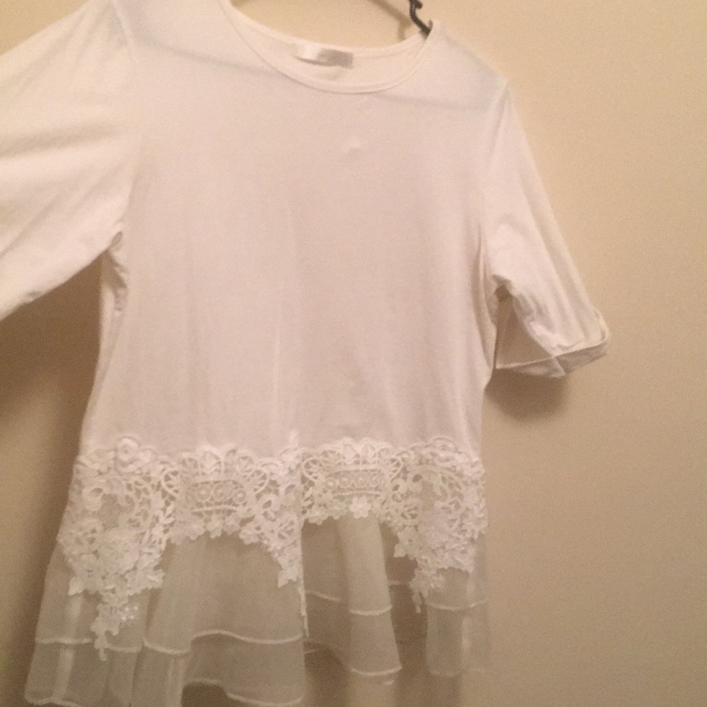 White tee w/ lace accent
